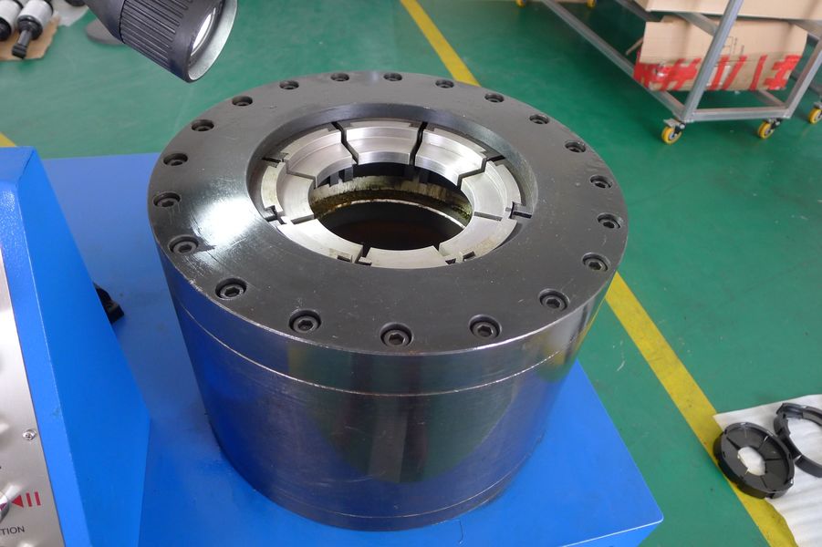 Guangzhou Jovoll Auto Parts Technology Co., Ltd. dây chuyền sản xuất của nhà sản xuất